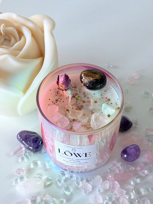 Löwe-Sternzeichen-Kerze mit beruhigendem Duft aus Lavendel, Kamille und Vanille – Ideal für Entspannung und Meditation.