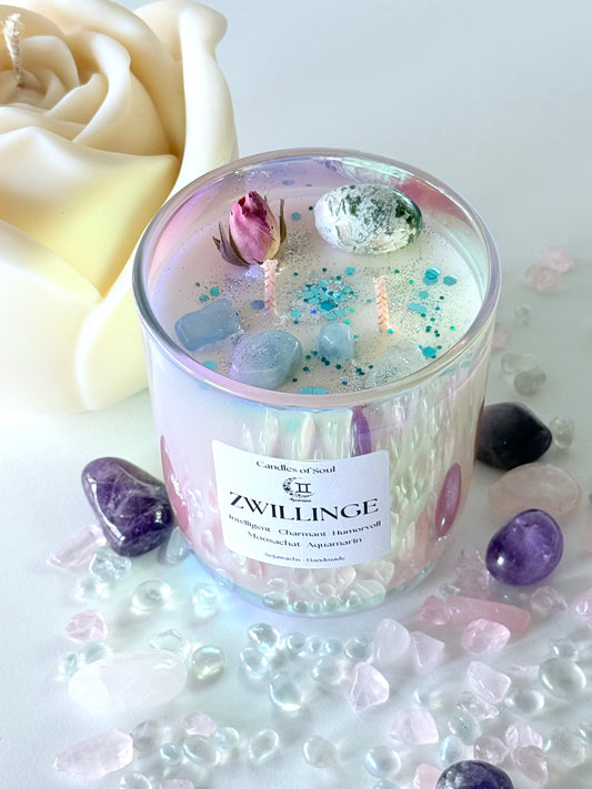 Spirituelle Sternzeichen-Kerze für Zwillinge – Handgefertigte Duftkerze mit heilenden Kristallen zur Förderung von Klarheit, Kommunikation und Harmonie.