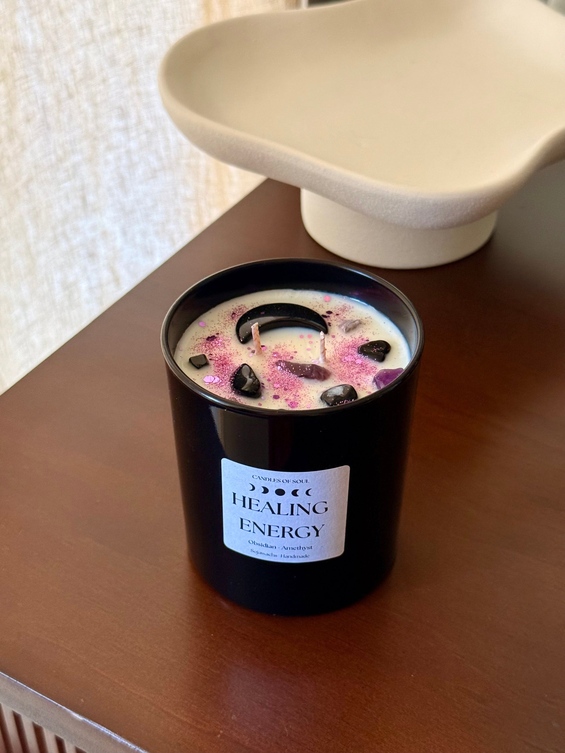 Kristallkerze HEALING ENERGY mit Obsidian, Amethyst und würzigem Duft in Glas