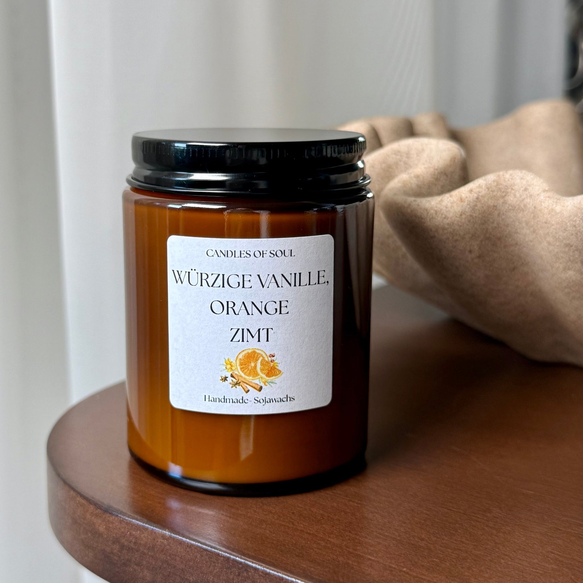 Vegane Duftkerze aus Sojawachs im Glas – würzige Vanille, Orange, Zimt