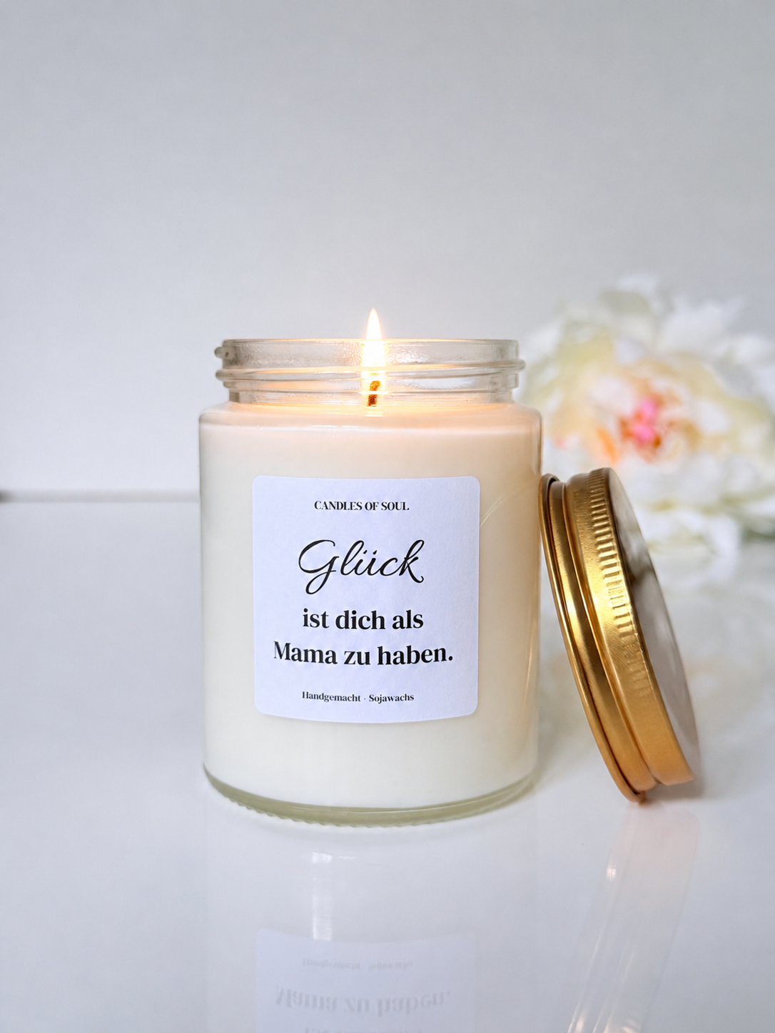 Handgemachte Duftkerze für Mama mit dem Spruch Glück ist dich als Mama zu haben