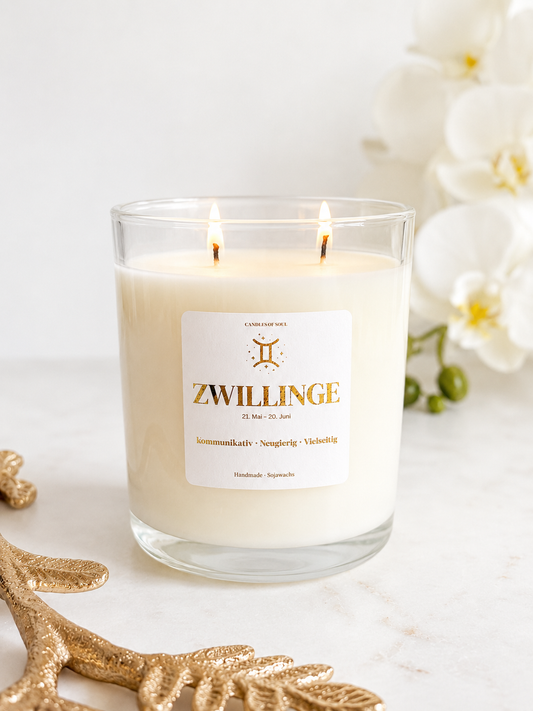 Zwillinge Duftkerze aus Sojawachs im klaren Glas mit goldenem Sternzeichen Etikett