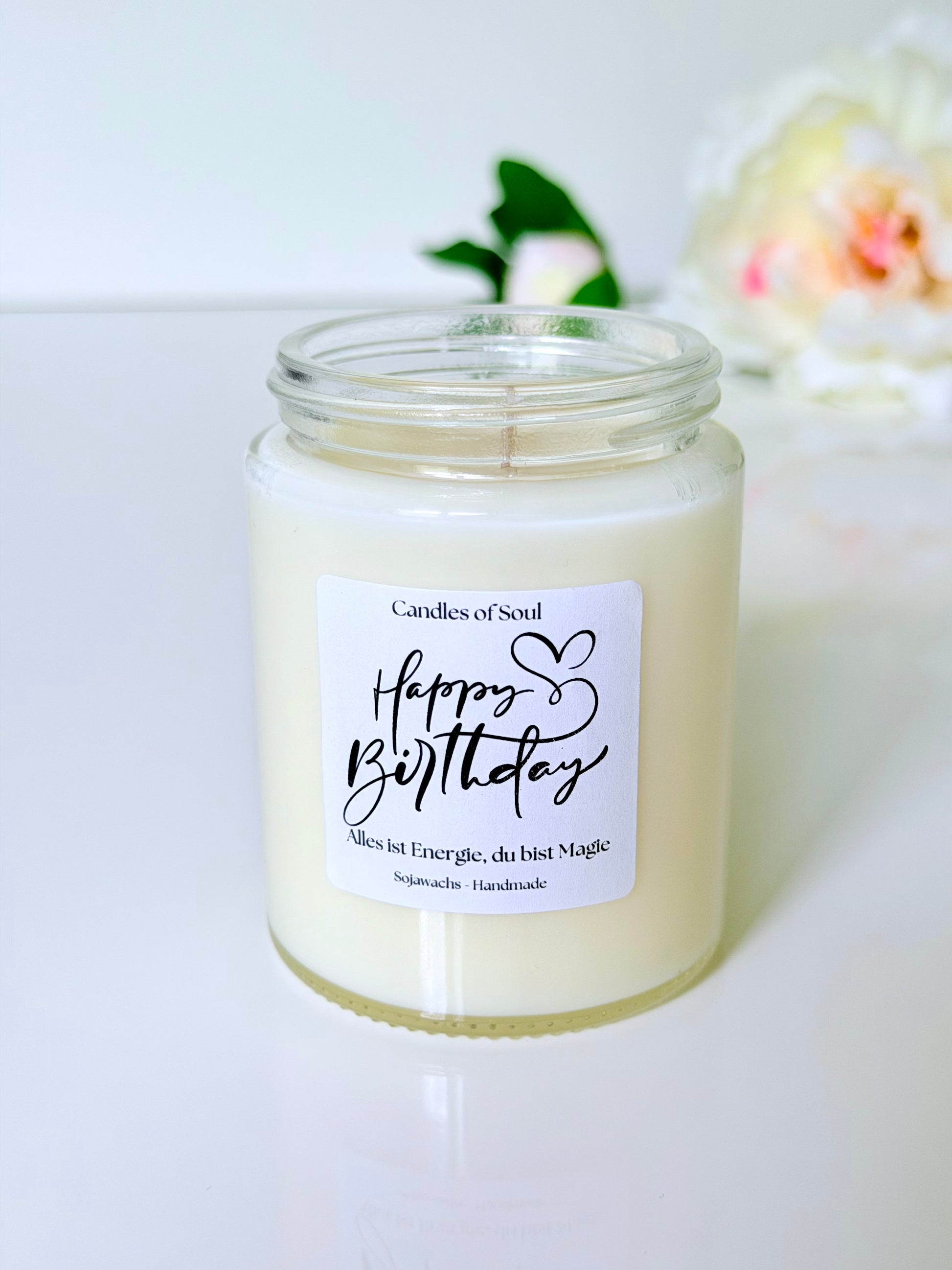 Duftkerze im Glas als liebevolles Geburtstagsgeschenk