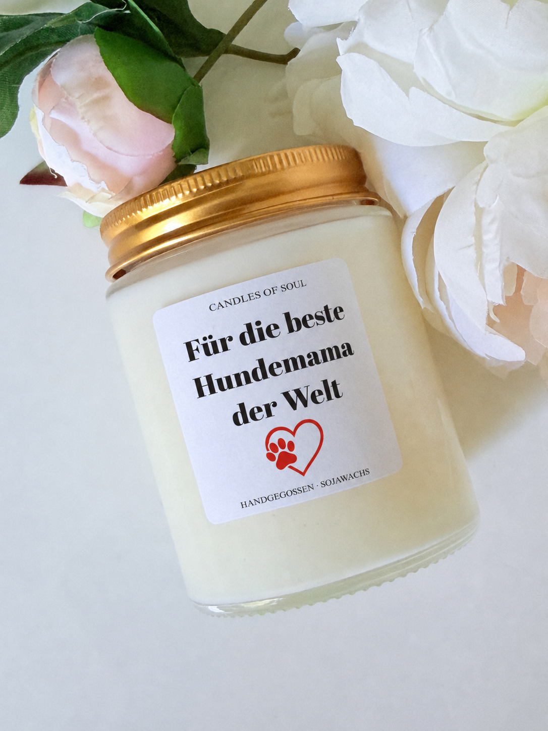 Etikett Für die beste Hundemama der Welt mit rotem Herz und Hundepfote