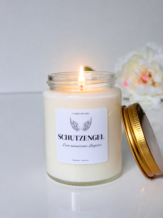 Handgemachte Schutzengel Duftkerze aus Sojawachs von Candles of Soul
